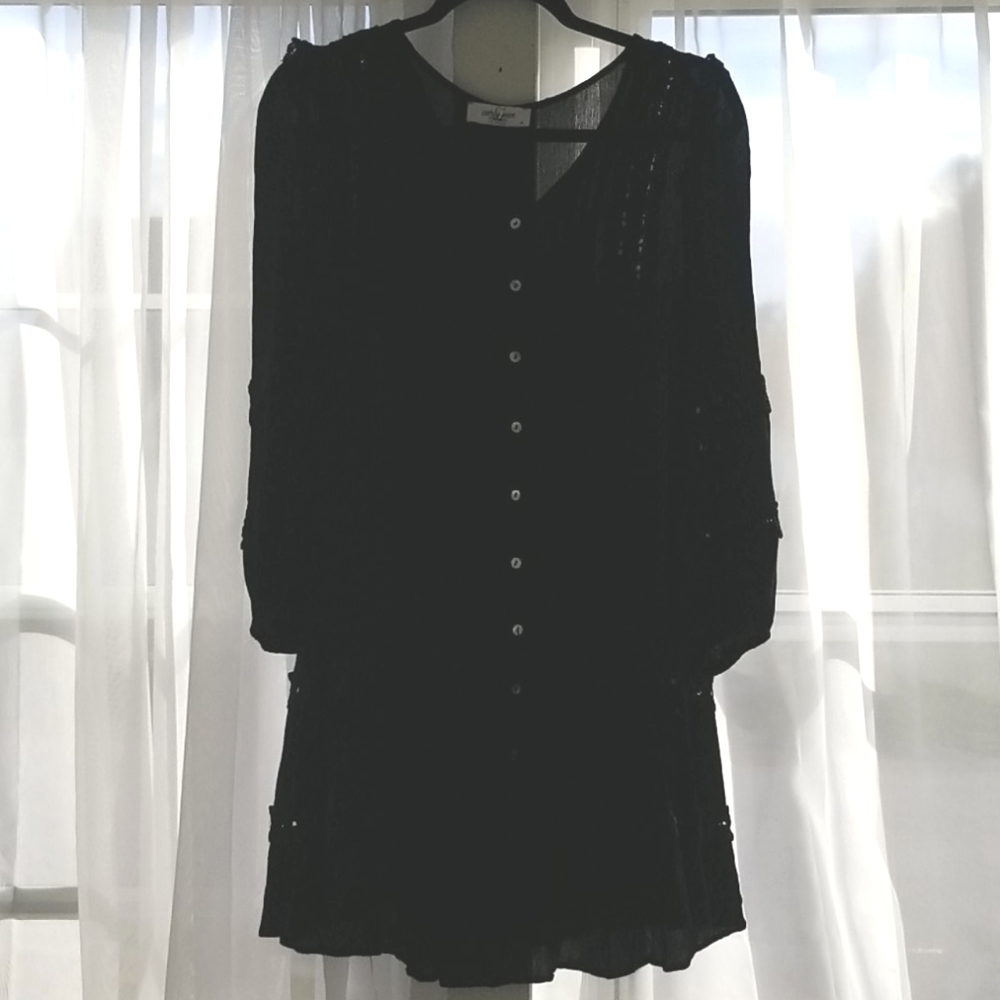 CJLA Black Dress S